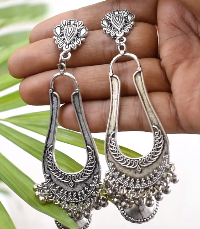 earring U shaped earring U shaped