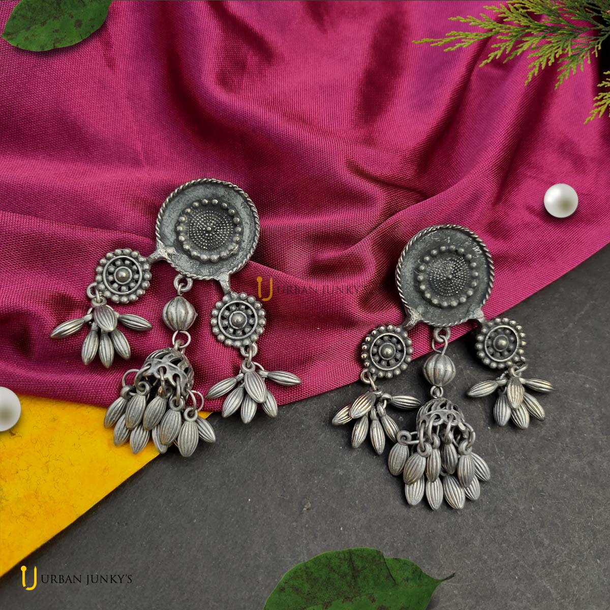 black-tone-leaf-jhumka1 black-tone-leaf-jhumka