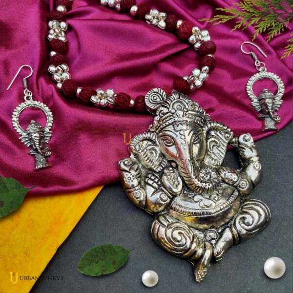 lord-ganesha-jewellery-set