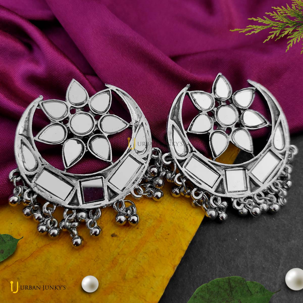mirror-moon-flowers-earrings1 mirror-moon-flowers-earrings