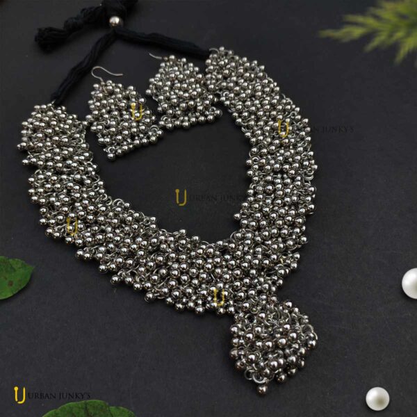 german-silver-ghunghroo-ball-necklace