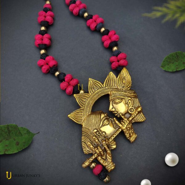 golden-radha-krishna-necklace